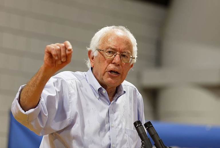 2019.07.06 US_Senator_Bernie_Sanders_in_Conway_NH_on_August_24th_2015_by_Michael_Vadon_(20715416790)